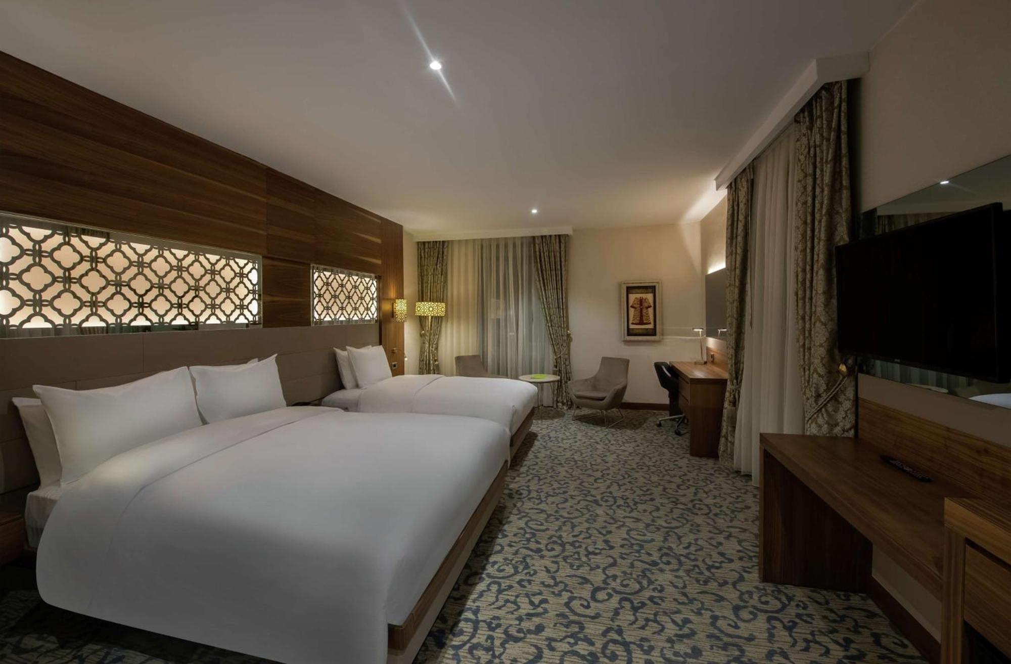 Doubletree By Hilton Elazig Hotel Exterior foto